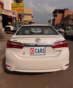 تۆیۆتا کۆرۆلا